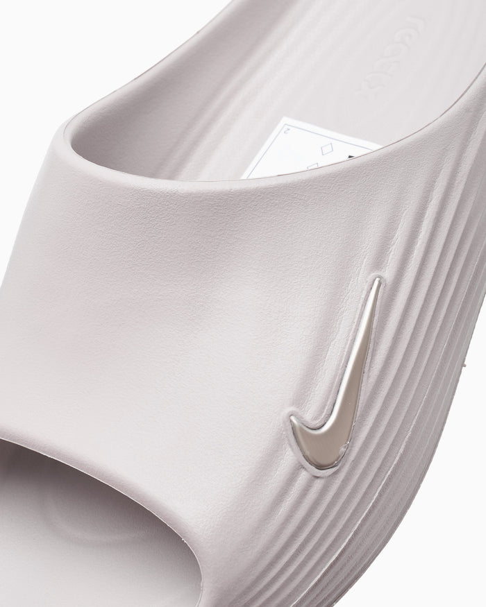 Sandals Nike ReactX Rejuven8 Slide - HV4479-201