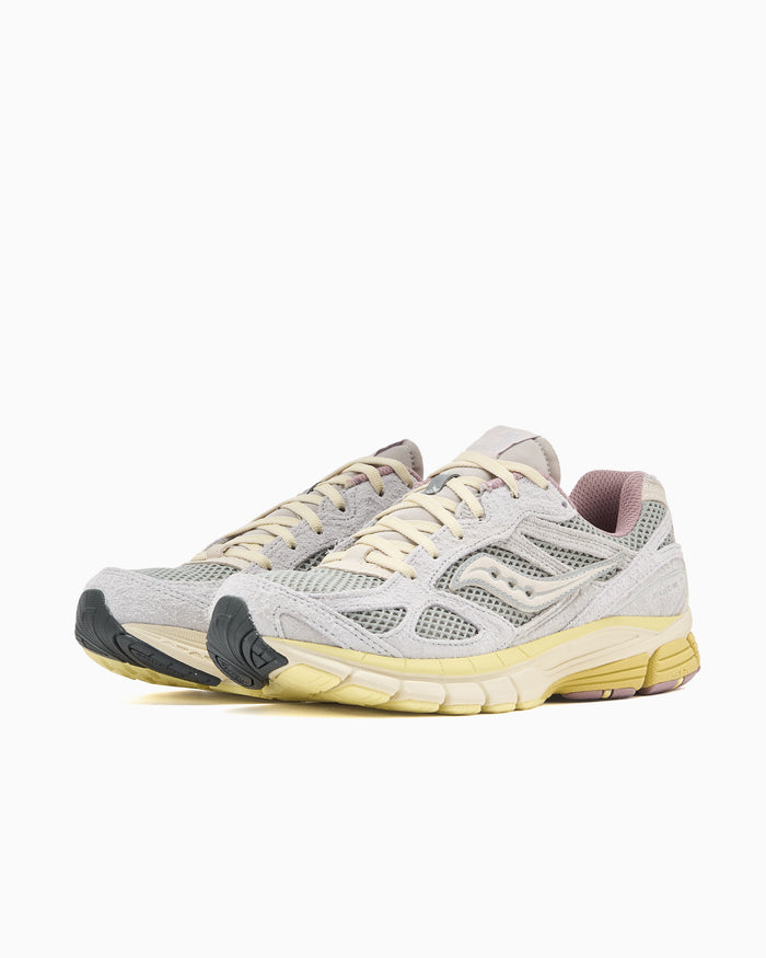 Sneakers Saucony x 3sixteen Progrid Guide 7 - S71044-1