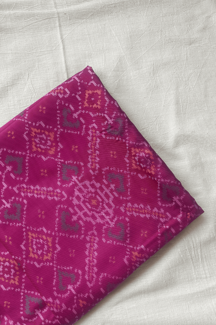 SEMI-DOUBLE IKAT PATOLA YARDAGE
