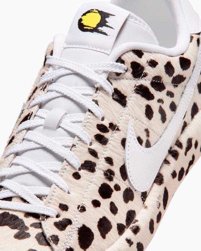 Sneakers Nike Tennis Classic CS "Chew Dog Dalmatian" - JA8560-100