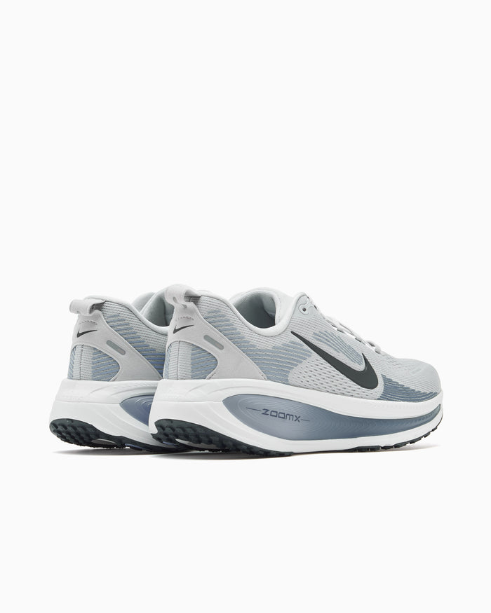 Sneakers Nike Vomero 18 - HM6803-015