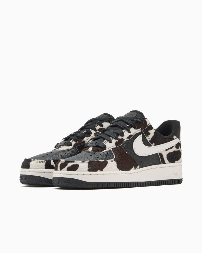 Sneakers Nike Women's Air Force 1 '07 "Cow" - IO0442-001
