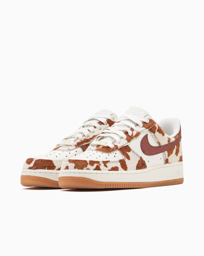 Sneakers Nike Women's Air Force 1 '07 "Cow" - IO0442-200