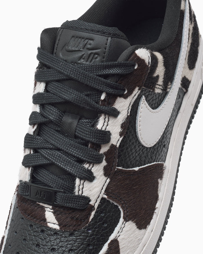 Sneakers Nike Women's Air Force 1 '07 "Cow" - IO0442-001
