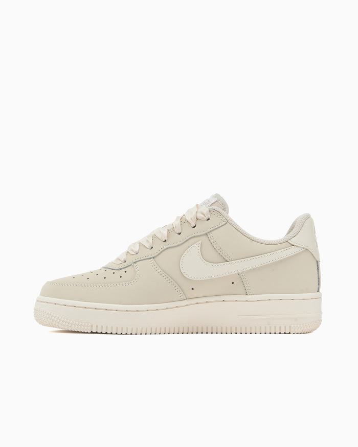 Sneakers Nike Women's Air Force 1 Retro Premium "Ribbon Lace" - IR0871-100