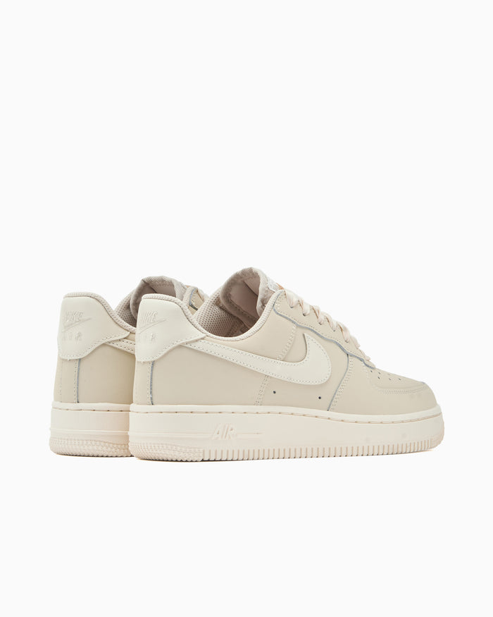 Sneakers Nike Women's Air Force 1 Retro Premium "Ribbon Lace" - IR0871-100