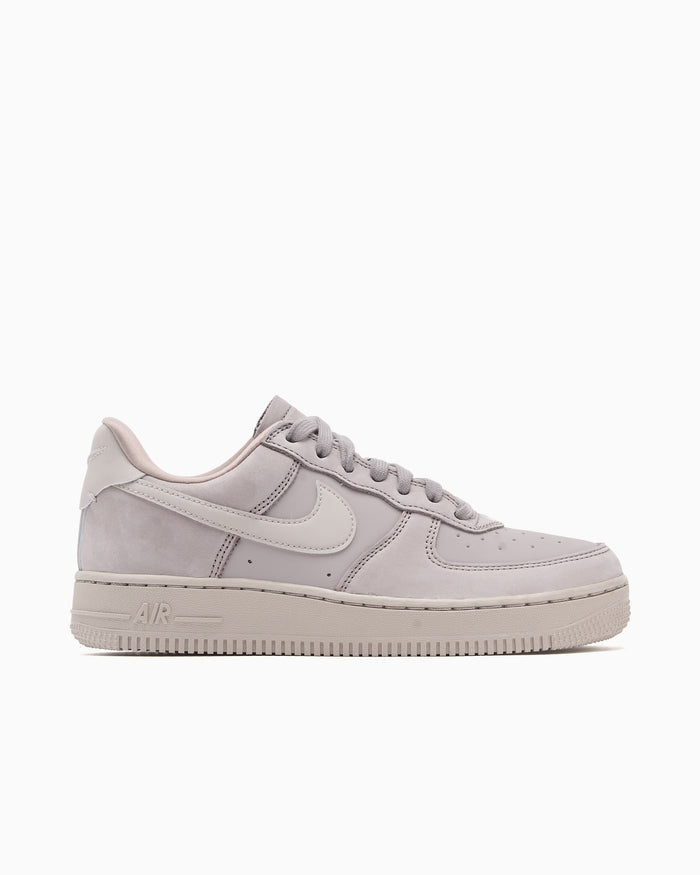 Sneakers Nike Women's Air Force 1 Retro Premium - IQ9722-200