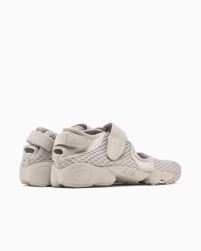 Sneakers Nike Women's Air Rift "Light" - HM8288-200