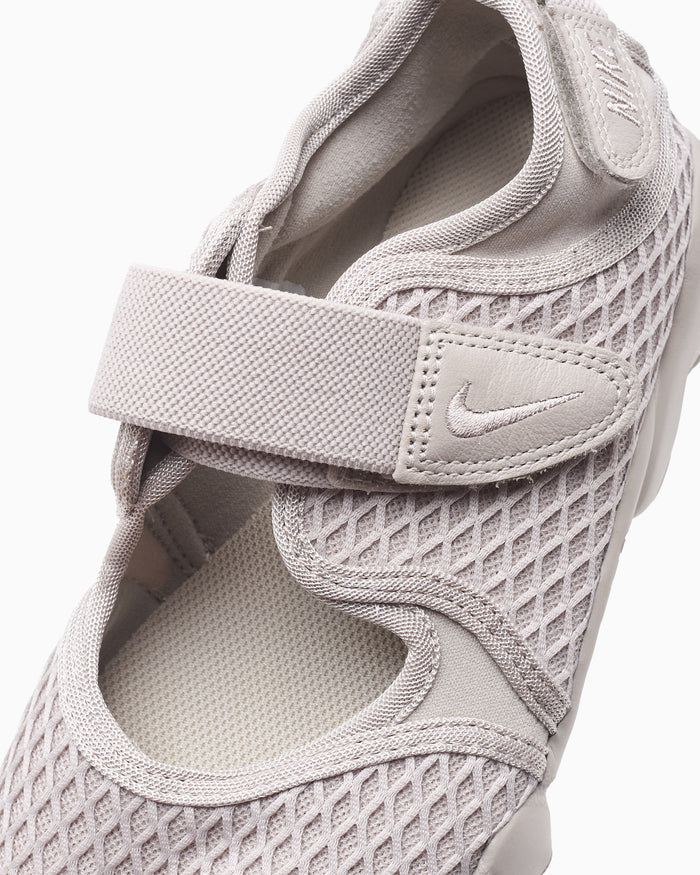 Sneakers Nike Women's Air Rift "Light" - HM8288-200