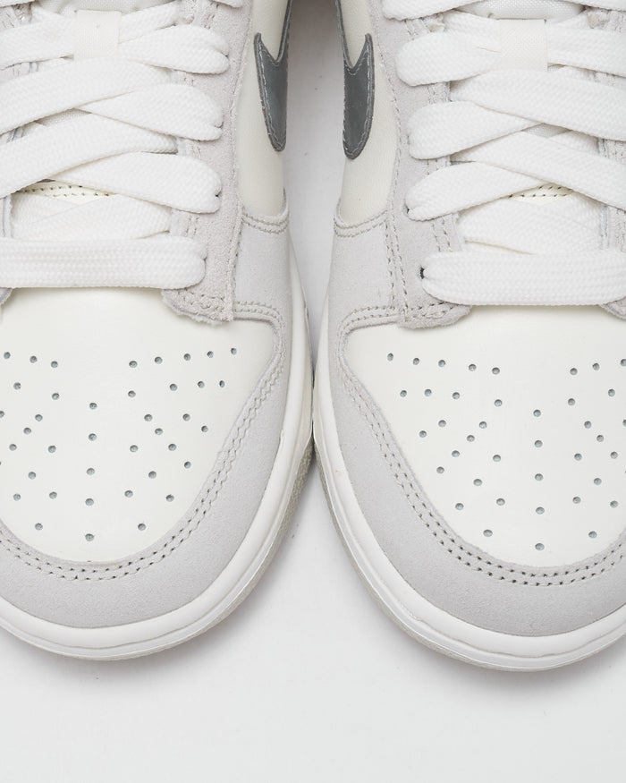 Sneakers Nike Women's Dunk Low - II7651-133