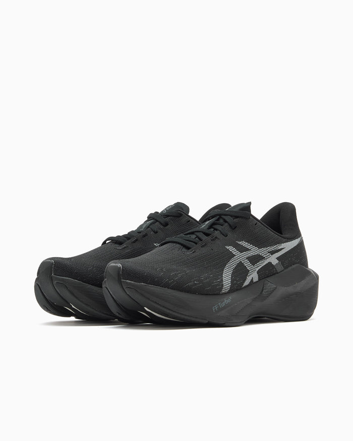 Sneakers ASICS Women's Novablast 6 - 1012C008-002