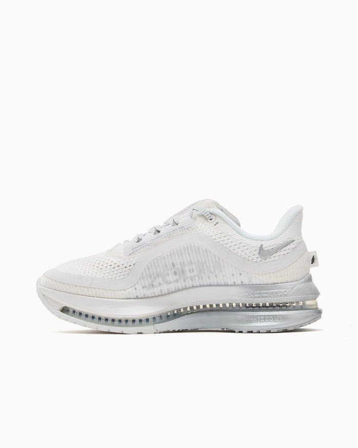 Sneakers Nike Women's Pegasus Premium ESS - IR0836-100