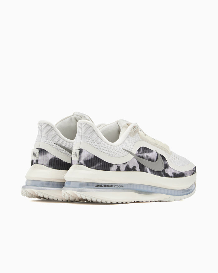 Sneakers Nike Women's Pegasus Premium SE - IO8232-002