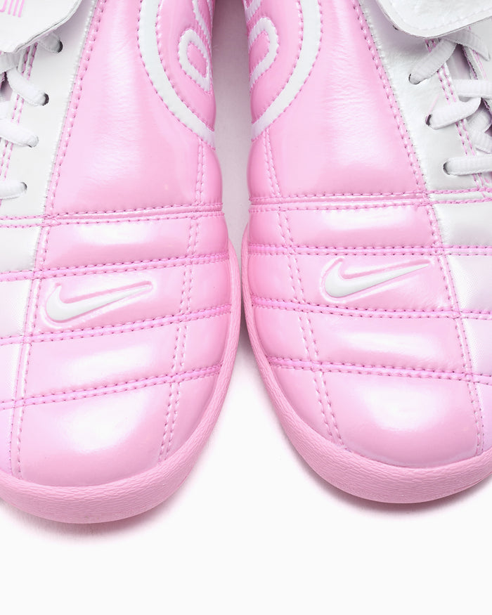 Sneakers Nike Women's Total 90 SE - IO2389-600