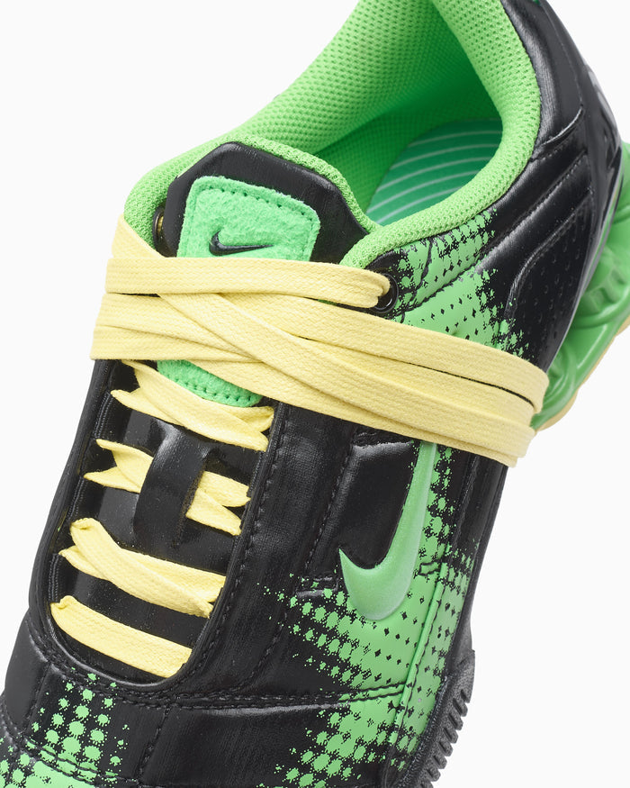 Sneakers Nike Women's Total 90 Shox Magia - IR8176-002