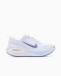 Sneakers Nike Women's Vomero Plus - HV8154-108