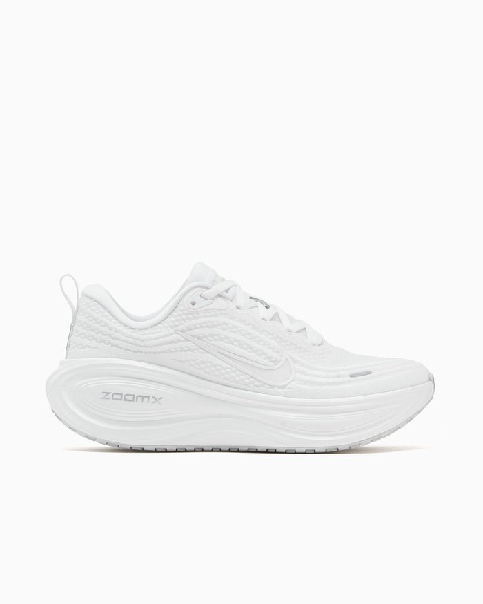 Sneakers Nike Women's Vomero Plus - HV8154-102