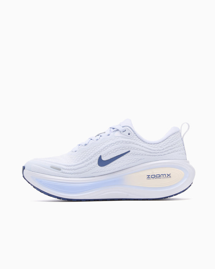 Sneakers Nike Women's Vomero Plus - HV8154-108
