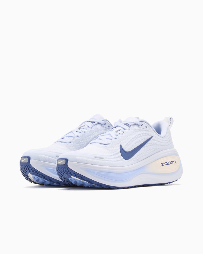 Sneakers Nike Women's Vomero Plus - HV8154-108