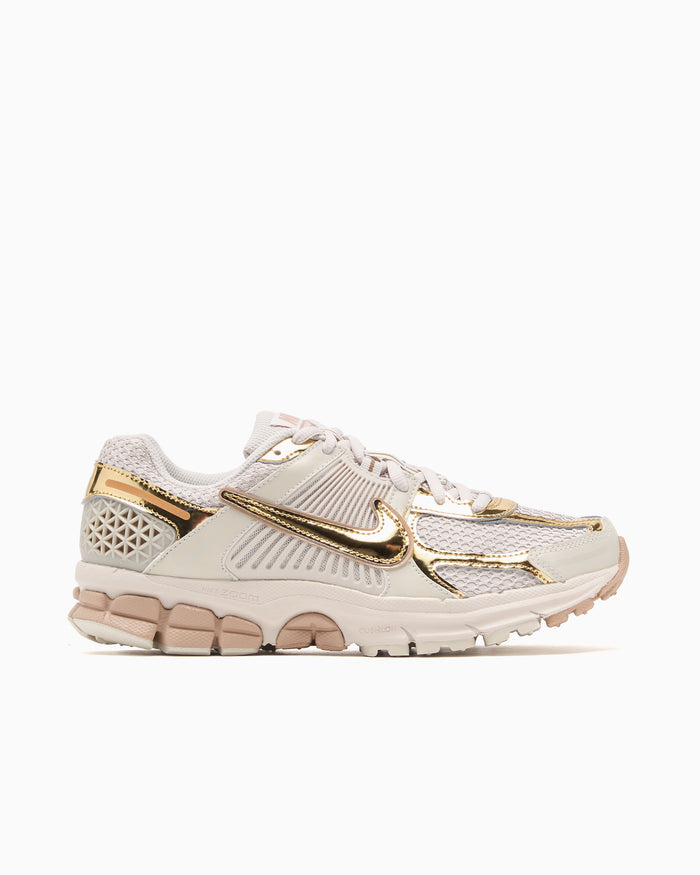 Sneakers Nike Women's Zoom Vomero 5 "Chrome" - IV4311-101