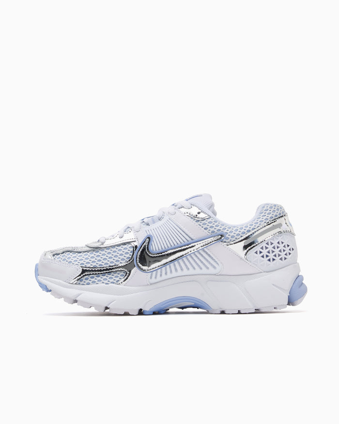 Sneakers Nike Women's Zoom Vomero 5 "Chrome" - IV4311-100