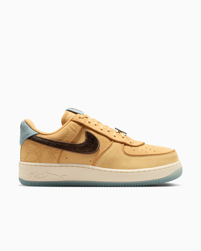 Sneakers Nike x Kobe Bryant Air Force 1 Low Protro "Siempre Mio" - IM0582-700