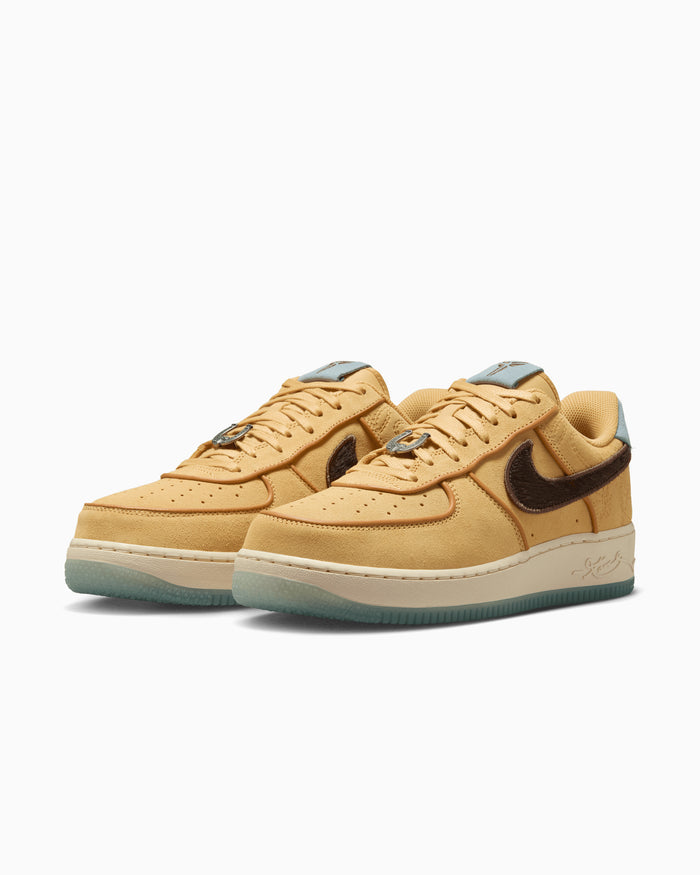 Sneakers Nike x Kobe Bryant Air Force 1 Low Protro "Siempre Mio" - IM0582-700
