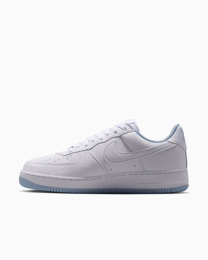 Sneakers Nike x Kobe Bryant Air Force 1 Low "White" - IB0018-103