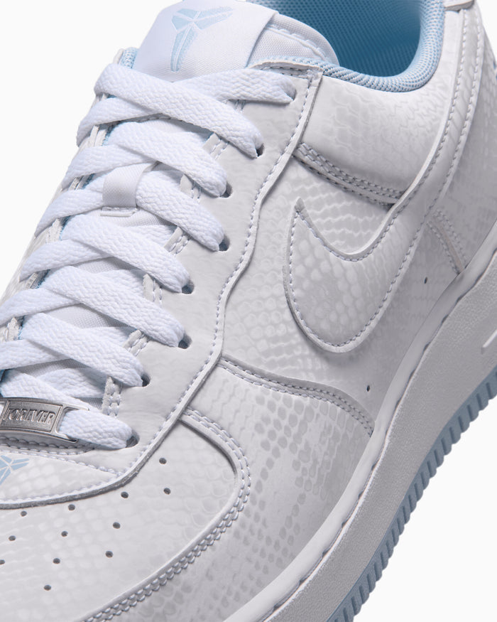 Sneakers Nike x Kobe Bryant Air Force 1 Low "White" - IB0018-103
